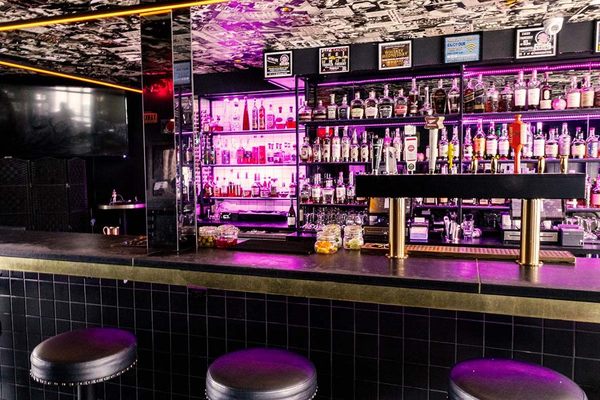 8264 Sunset Blvd by null