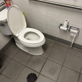 Pep Boys - Nasty restroom - Auto Repair Near Me - North Huntingdon, Pennsylvania Pep Boys - Nasty restroom - Auto Repair Near Me - North Huntingdon, Pennsylvania