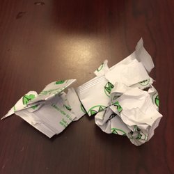 Suki Sushi - Server doesn't collect stuff like trash from the table.