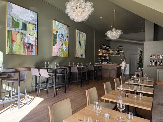 Frenchie Wine Bar by null