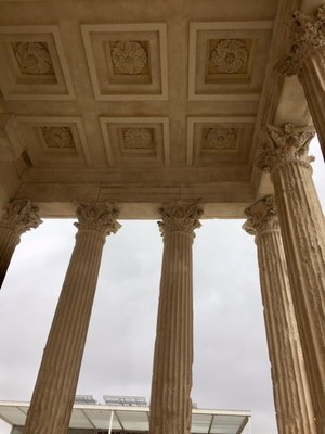 Maison Carrée by null
