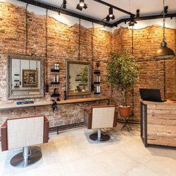 Haargenau Mercedes Gloria - Friseurstudio