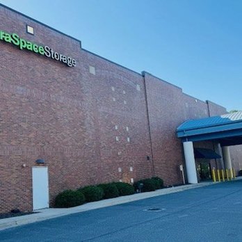 Extra Space Storage - Alternate Beauty Image - Self Storage Near Me - Kennesaw, Georgia