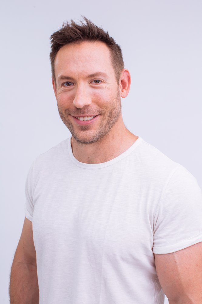 Personal Training with Luke Sholl Logo