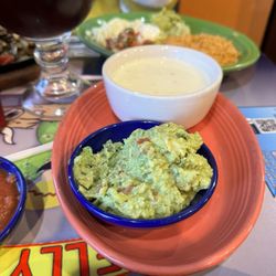 Chelly's Cafe - Guacamole and cheese dip