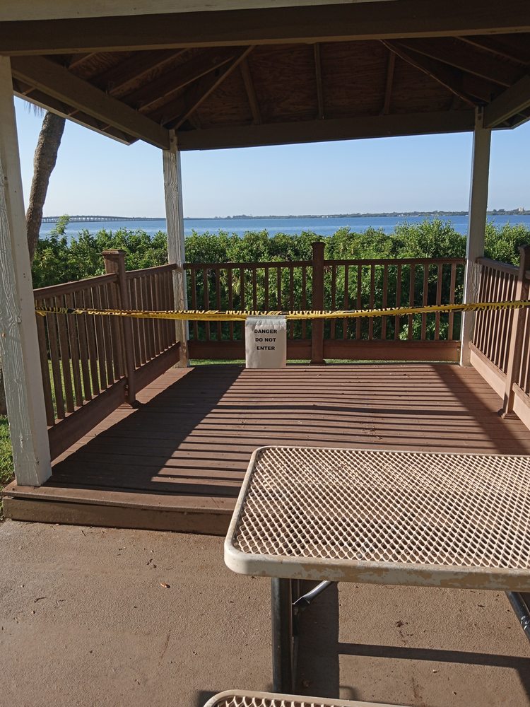 GRANDE BAY APARTMENTS Updated June 2024 2909 Gulf To Bay Blvd