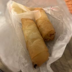 Lake Shore Chinese Restaurant - Vegetable Spring Roll