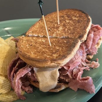Niko's Sandwich Board - Reuben Sandwich - Sandwiches Near Me - Akron, Ohio