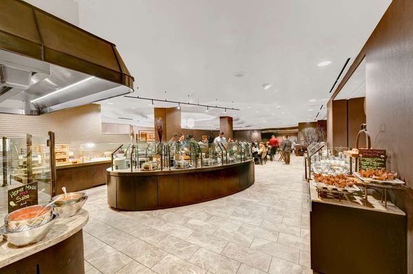 Hilton Anaheim by null