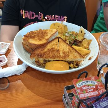 The Diner Vancouver - Breakfast sandwich - Breakfast & Brunch Near Me - Vancouver, Washington The Diner Vancouver - Breakfast sandwich - Breakfast & Brunch Near Me - Vancouver, Washington