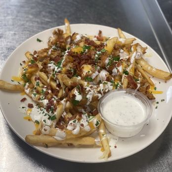Applebee's Grill + Bar - NEW Chicken & Bacon Loaded Fries - American Near Me - Hodgkins, Illinois