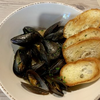 RANGE kitchen & tap - Mussels - New American Near Me - Roseville, California RANGE kitchen & tap - Mussels - New American Near Me - Roseville, California