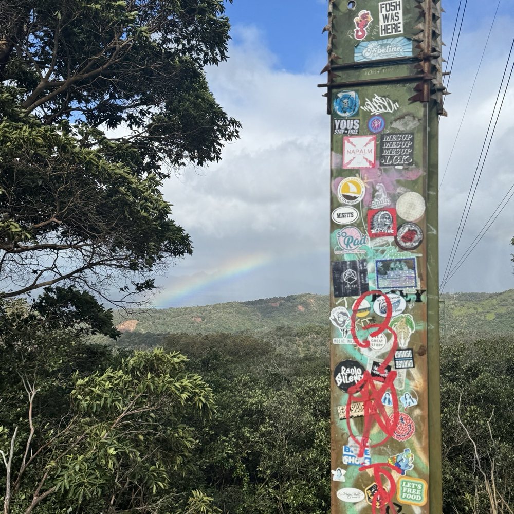 Aiea Loop Trail - A rainshower during my hike brought out the rainbow. - Hiking Near Me - Aiea, Hawaii