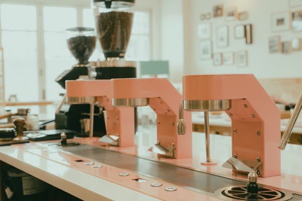 Honey's Bistro by null