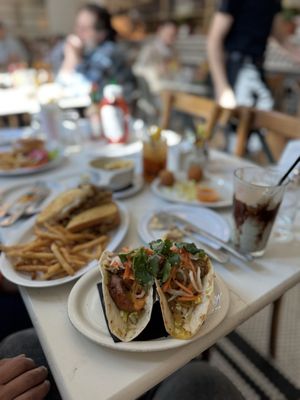 Little Duck Diner by null