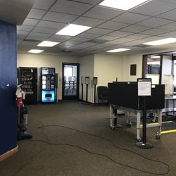 Laramie Regional Airport - Vending machines/security