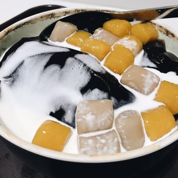 Meet Fresh - Signature Meet Fresh with creamer - Desserts Near Me - Irvine, California