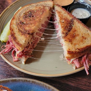 Swingin' Door Exchange - Reuben Sandwich - New American Near Me - Milwaukee, Wisconsin Swingin' Door Exchange - Reuben Sandwich - New American Near Me - Milwaukee, Wisconsin