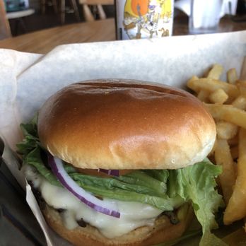 Badwater Saloon - Classic burger - American Near Me - Death Valley, California