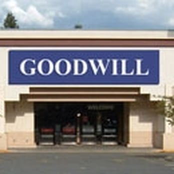 Shoreline Goodwill - 145th st. and 15th ave NE - Community Service/Non-Profit Near Me - Shoreline, Washington