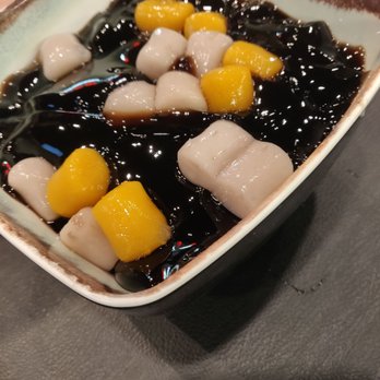 Meet Fresh Markham - Grass jelly with taro mochi - Desserts Near Me - Unionville, Ontario