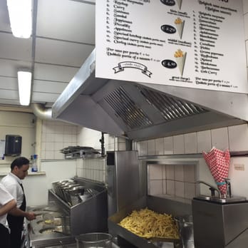 Vleminckx Fries - Menu. For a small with double portion of sauce is 3 euros. No or minimal wait if you come here within 20 mins of opening - Friterie Near Me - Amsterdam, New Hampshire
