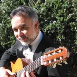 Wedding Guitarist Mori Achen