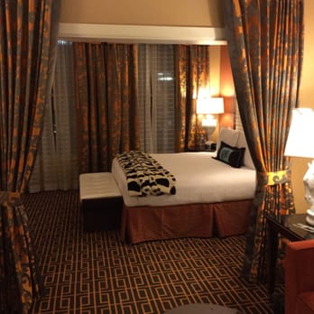 Kimpton Hotel Monaco Denver - King suite - Hotels Near Me - Denver, Colorado Kimpton Hotel Monaco Denver - King suite - Hotels Near Me - Denver, Colorado