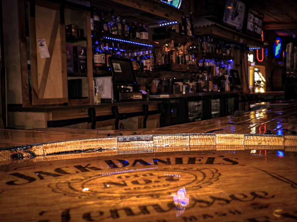 BLUE MOON BAR & GRILL Updated October 2024 46 Photos & 19 Reviews