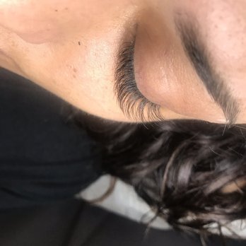 Tina Lash - 2D mink cat eyes - Eyelash Service Near Me - Houston, Texas