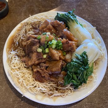 Noodle Stop - stewed beef brisket lo-mein - Noodles Near Me - San Francisco, California Noodle Stop - stewed beef brisket lo-mein - Noodles Near Me - San Francisco, California