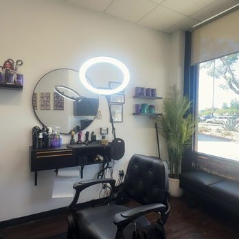 Esencia Barber - Work station, hair products, hair wash station, seating area, outside view - Barbers Near Me - Escondido, California Esencia Barber - Work station, hair products, hair wash station, seating area, outside view - Barbers Near Me - Escondido, California