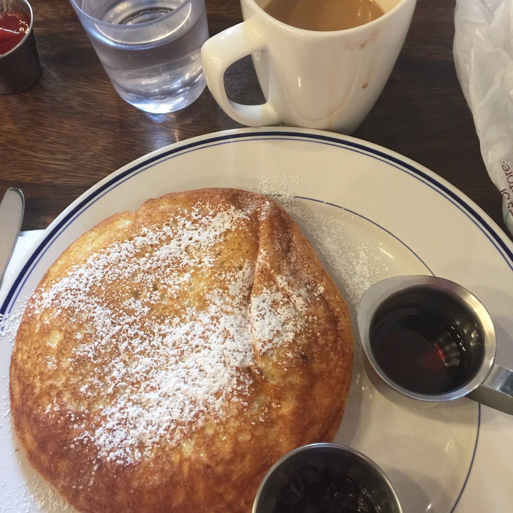 Der Pioneer - Lemon ricotta pancakes! Absolutely delicious and I'm not a pancake person! - Coffee & Tea Near Me - Brooklyn, New York Der Pioneer - Lemon ricotta pancakes! Absolutely delicious and I'm not a pancake person! - Coffee & Tea Near Me - Brooklyn, New York