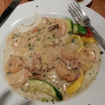 Jonah's Fish & Grits - Shrimp and grits - Seafood Near Me - Thomasville, Georgia
