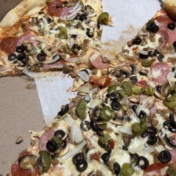 People dug in before I could snap a pic. Lushajs Supreme Pizza People dug in before I could snap a pic. Lushajs Supreme Pizza