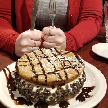Yoli's Cucina and Crafthouse - Try the Cannooli! - Italian Near Me - Jefferson Hills, Pennsylvania