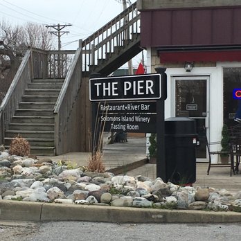 The Pier Restaurant - Sandwiches Near Me - Solomons, Maryland
