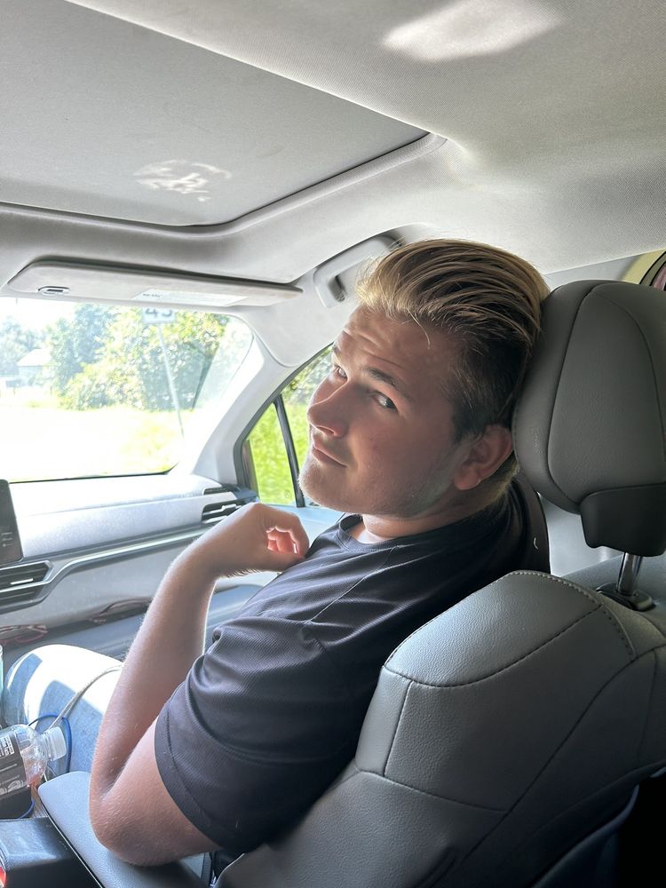 PONY TALES SALON & SPA Updated September 2024 41 Photos 32 Wood