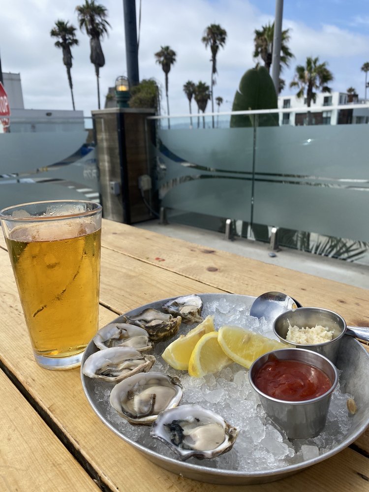BLUE WATER SEAFOOD MARKET & GRILL AT PETCO PARK Updated September