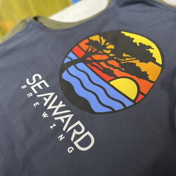 Eclipse Prints - Premium screen printing - Screen Printing/T-Shirt Printing Near Me - Carpinteria, California