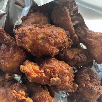 Cheesesteak & Tacos - 10 piece hot wings. - Tacos Near Me - Belleville, New Jersey