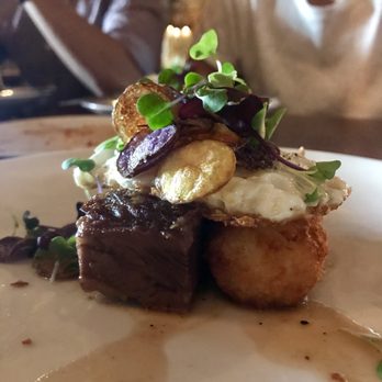 Tavern 157 - Braised short rib - Lounges Near Me - Flushing, New York Tavern 157 - Braised short rib - Lounges Near Me - Flushing, New York