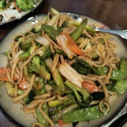 Chicken Lo Mein