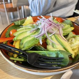 Avocado salad