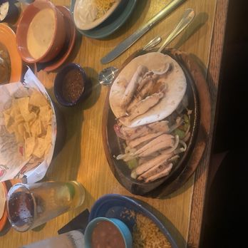 Los Cabos - Chicken Fajitas Lunch - Mexican Near Me - Jenks, Oklahoma Los Cabos - Chicken Fajitas Lunch - Mexican Near Me - Jenks, Oklahoma