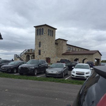 Mari Vineyards - Wine Tasting Room Near Me - Traverse City, Michigan