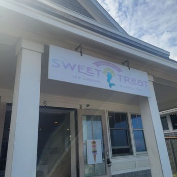 Vineyard Sweet & Treat - Ice Cream & Frozen Yogurt Near Me - Oak Bluffs, Massachusetts Vineyard Sweet & Treat - Ice Cream & Frozen Yogurt Near Me - Oak Bluffs, Massachusetts
