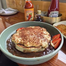 Tiramisu pancakes