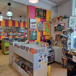 Animal Records - The New Location.