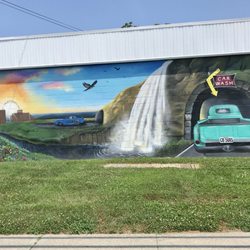 Murals everywhere